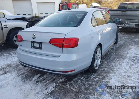 2017 Volkswagen Jetta Gli z USA, uszkodzony, nr VIN 3VW4T7AJ0HM327299